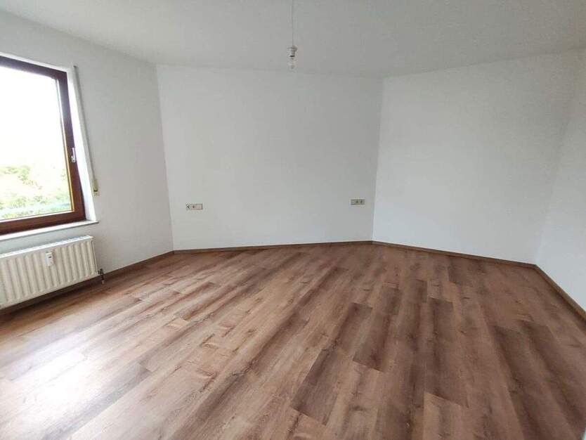 Von privat ohne Provision- Schöne 2,5 Zimmer Wohnung in Böblingen mit Stellplatz 2 zimmer