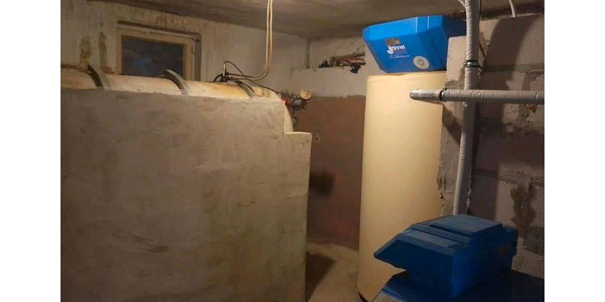 Einfamilienhaus Bad Königshofen im Grabfeld - 5 Zimmer, 176 m&sup2;, 99.000&euro; | Angebot:24655328