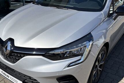 Renault Clio 17.700 km 14.900 &euro; Beidenfleth 25573