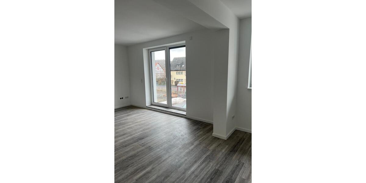 Etagenwohnung Kirchheim - 4 Zimmer, 98 m&sup2;, 900&euro; | Angebot:26679032