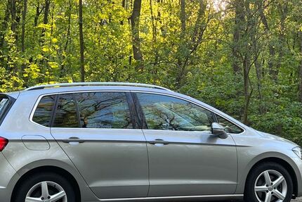 VW Golf Sportsvan 137.331 km 12.000 &euro; Leipzig 04107