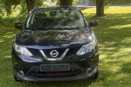 Nissan Qashqai 145.000 km 7.999 &euro; Lörrach 79541