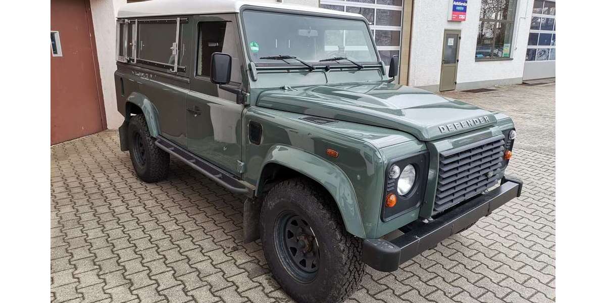 Land Rover Defender 14.800 km 63.500 &euro; Rosenheim 83024