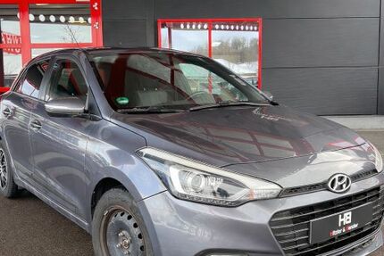 Hyundai i20 117.971 km 8.490 &euro; Essingen 73457