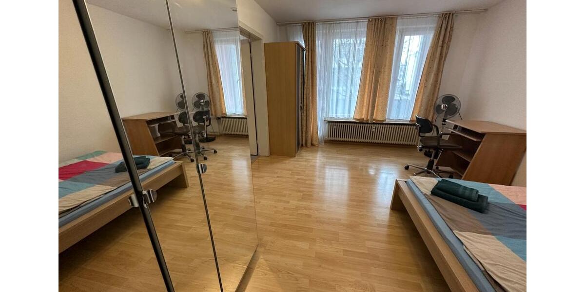 Erdgeschoßwohnung Sindelfingen - 2 Zimmer, 60 m&sup2;, 1.300&euro; | Angebot:26317435