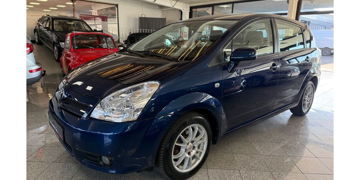 Toyota Corolla Verso 82.000 km 5.290 &euro; Gelsenkirchen 45881