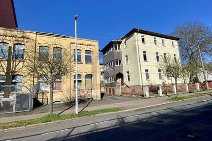 Haus Eisenach - 18 Zimmer, 256 m&sup2;, 325.000&euro; | Angebot:26278210