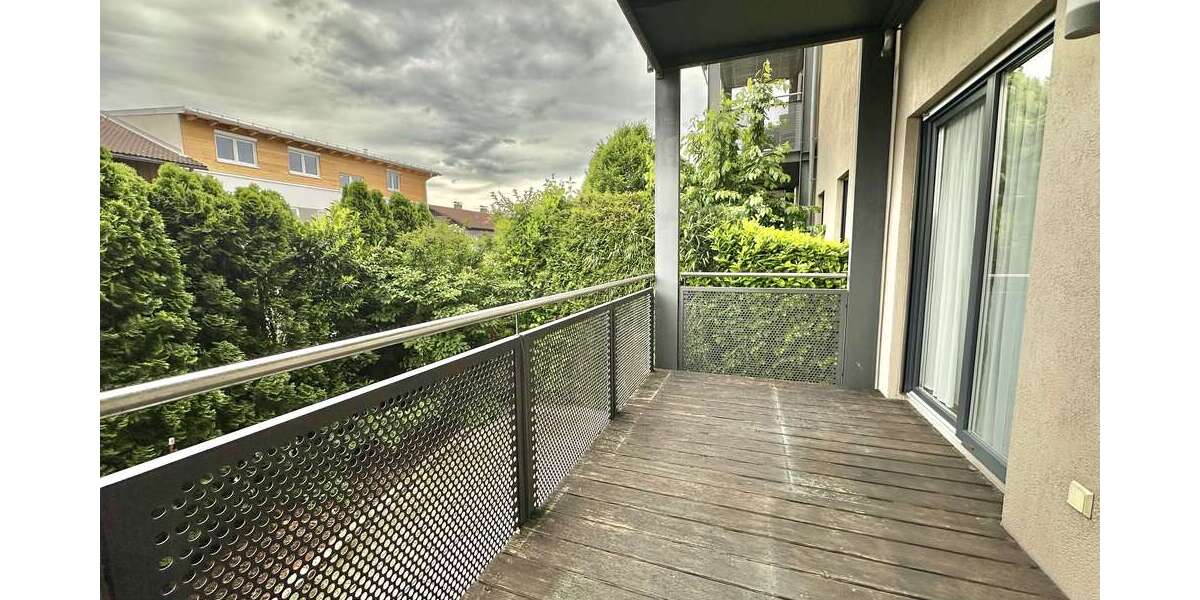 Wohnung zum Mieten in Kolbermoor 1.420 € 103 m² 4 zimmer