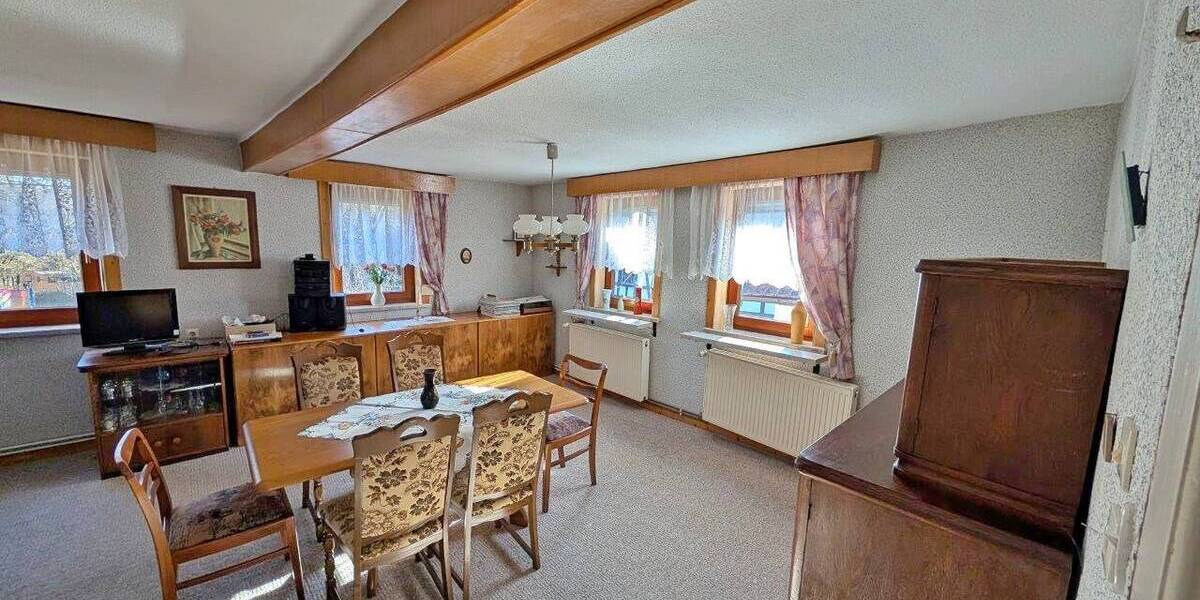 Einfamilienhaus Hildburghausen Weitersroda - 4 Zimmer, 110 m&sup2;, 49.000&euro; | Angebot:25679339