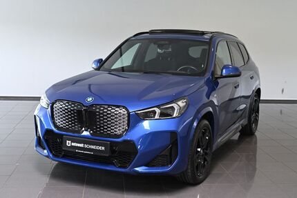 BMW iX1 50.000 km 45.750 &euro; Paderborn 33100