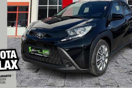 Toyota Aygo (X) 12.100 km 12.350 &euro; Dresden 01139