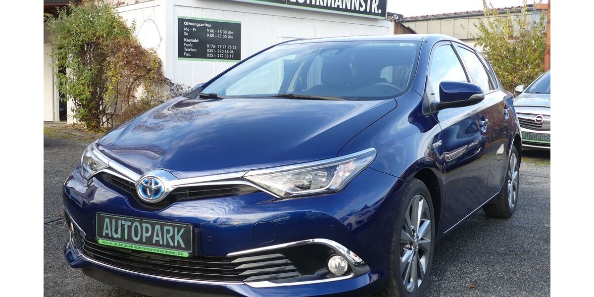 Toyota Auris 63.500 km 13.900 € Dresden 01237
