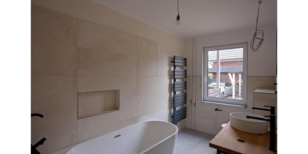 Trittau - Traumhafte sanierte 4 Zimmer EG Wohnung in Sackgassenlage zu vermieten 4 zimmer