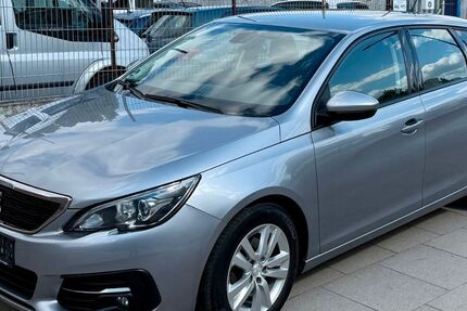 Peugeot 308 181.000 km 7.350 &euro; Hamburg 20097