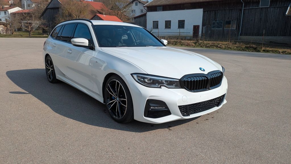 BMW 330 84.000 km 34.450 &euro; Treffelstein 93492