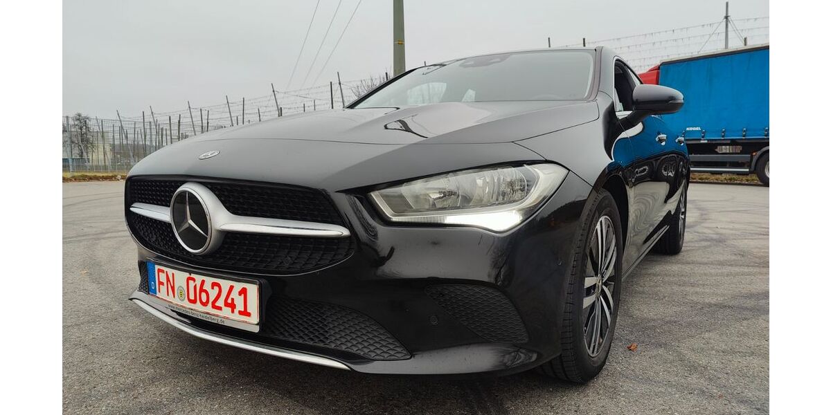 Mercedes-Benz CLA Shooting Brake 220.000 km 14.900 &euro; Tettnang 88069