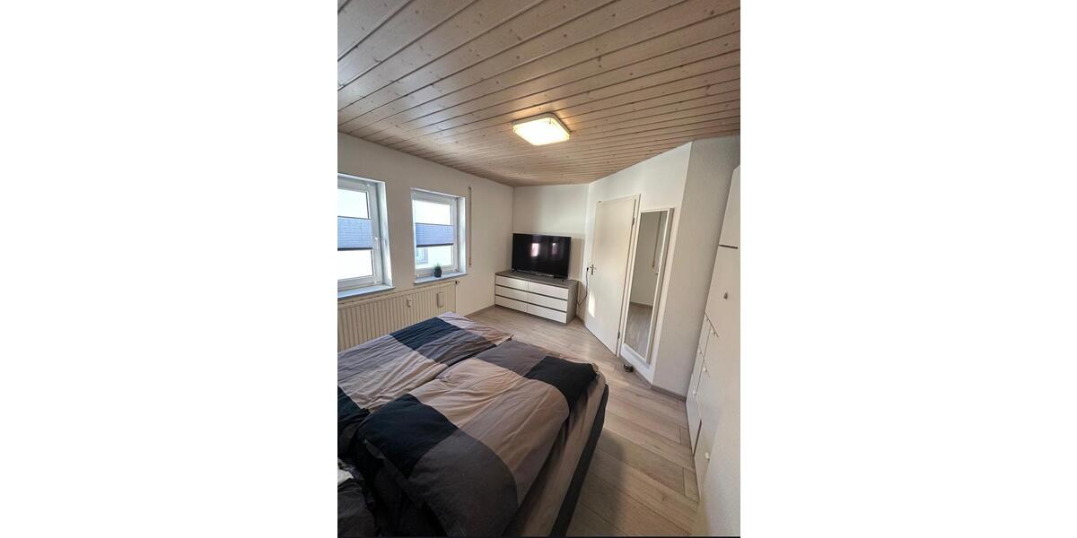 Dachgeschoßwohnung Haigerloch - 4 Zimmer, 77 m&sup2;, 260.000&euro; | Angebot:25813093