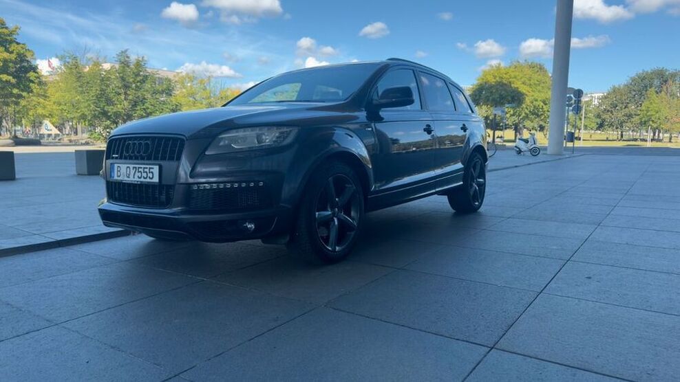Q7