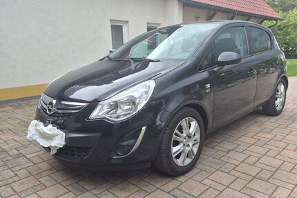 Opel Corsa 166.500 km 3.899 &euro; Auerbach 91275