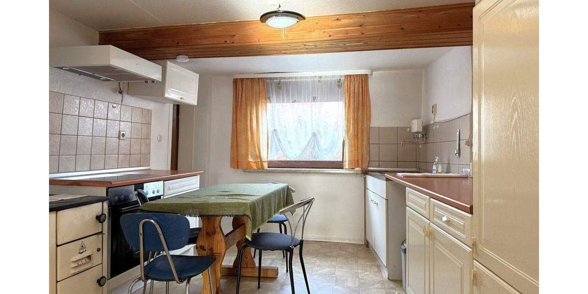 Mehrfamilienhaus, Wohnhaus Birkenfeld Gräfenhausen - 8 Zimmer, 233 m&sup2;, 399.000&euro; | Angebot:25879356