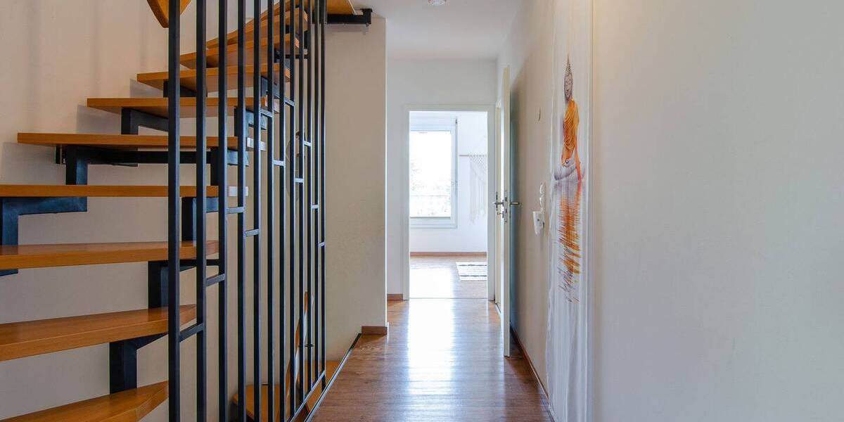 Reihenmittelhaus Ingolstadt Nordost - 5 Zimmer, 141 m&sup2;, 550.000&euro; | Angebot:26852835
