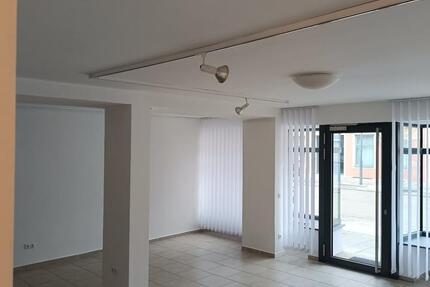 Gewerbeobjekt Hemau - 700&euro; | Angebot:25397141