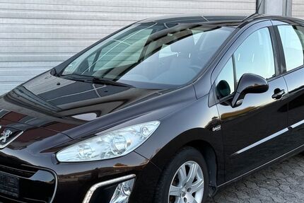 Peugeot 308 129.300 km 4.990 &euro; Fulda 36100