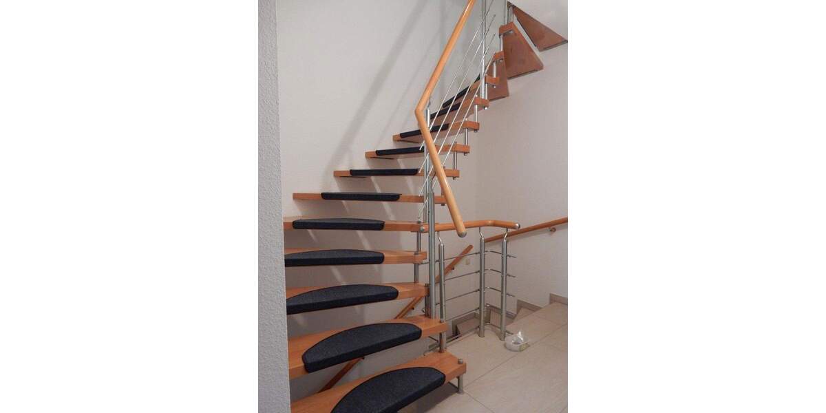 Reihenmittelhaus Hamburg Neugraben-Fischbek - 5 Zimmer, 120 m&sup2;, 1.500&euro; | Angebot:25570388