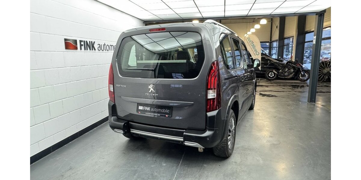Peugeot Rifter Rollstuhlumbau Allure HDi 130 EAT CarPlay 26.800 km 27.220 &euro; Lich 35423