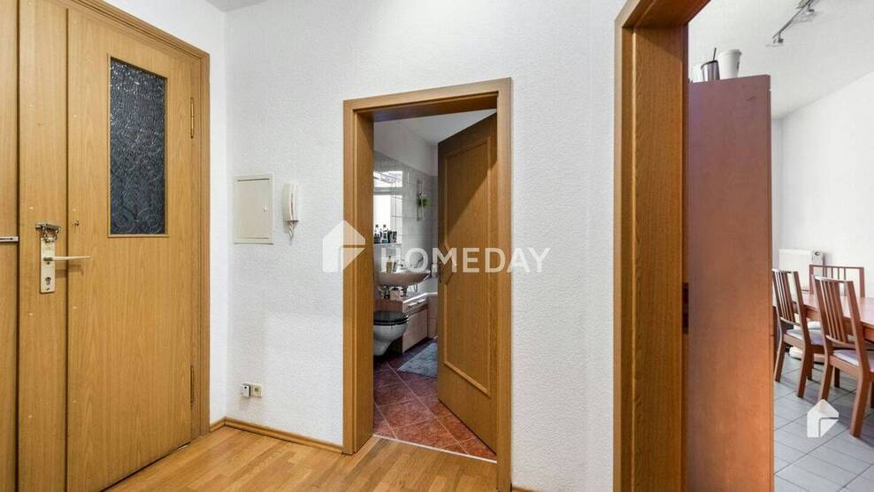 Attraktive 47 m²-Wohnung mit Terrasse in saniertem Jugendstilhaus in Stötteritz 1 zimmer