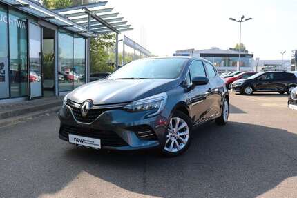 Renault Clio 30.400 km 14.590 &euro; Villingen 78050