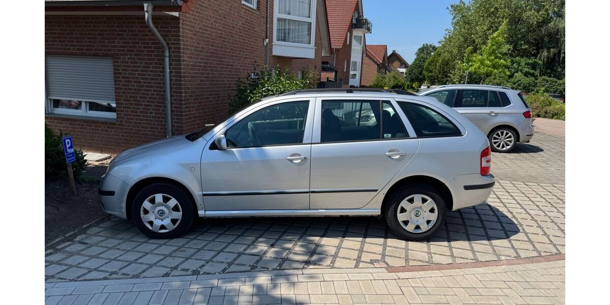 Skoda Fabia 241.000 km 700 &euro; Halle 33790