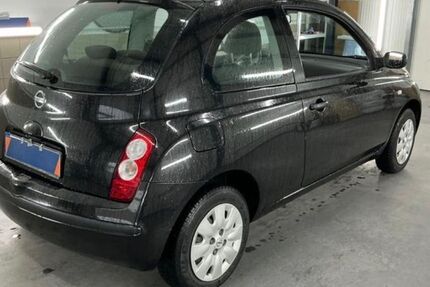 Nissan Micra 102.000 km 2.400 &euro; Bremen 28211