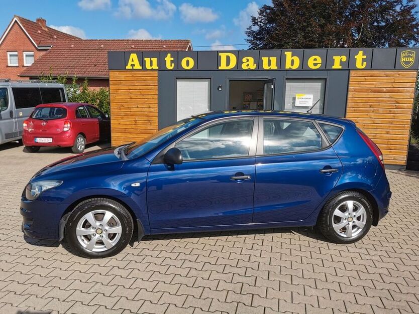 i30