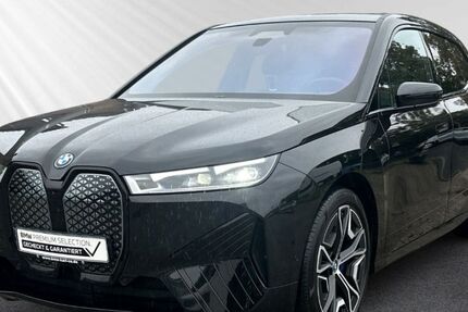 BMW iX 52.337 km 47.488 € Wiesbaden 65203