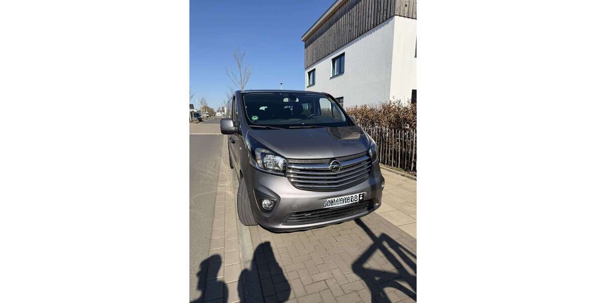 Opel Vivaro 109.075 km 21.000 &euro; Bonn 53225