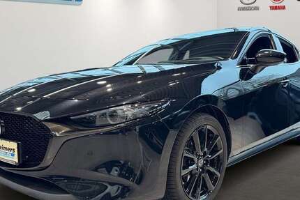 Mazda 3 8.647 km 27.745 &euro; Hamburg 22457