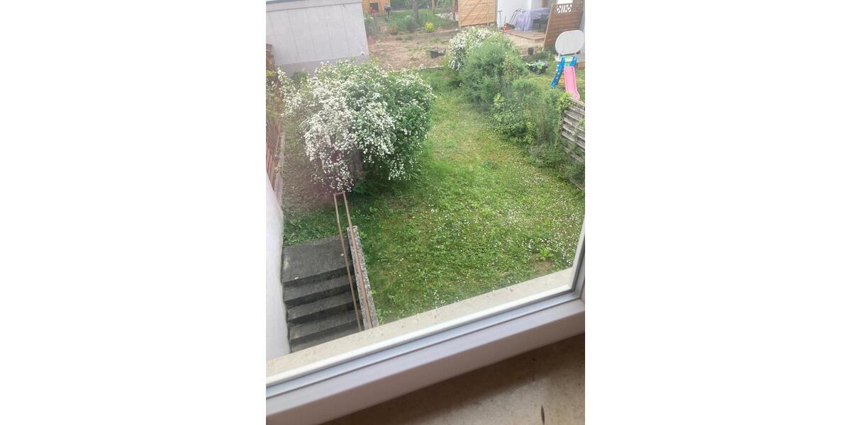 Reihenhaus Ditzingen - 5 Zimmer, 160 m&sup2;, 1.100&euro; | Angebot:26618244