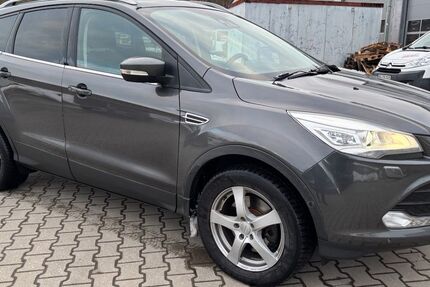 Ford Kuga 203.120 km 9.900 &euro; Sulzbach-Rosenberg 92237