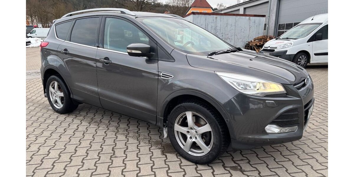 Ford Kuga 203.120 km 9.900 &euro; Sulzbach-Rosenberg 92237