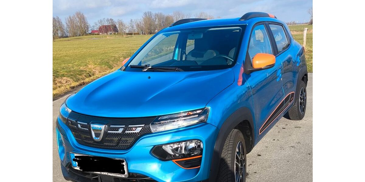 Dacia Spring 65.000 km 8.200 &euro; Wittmund 26409