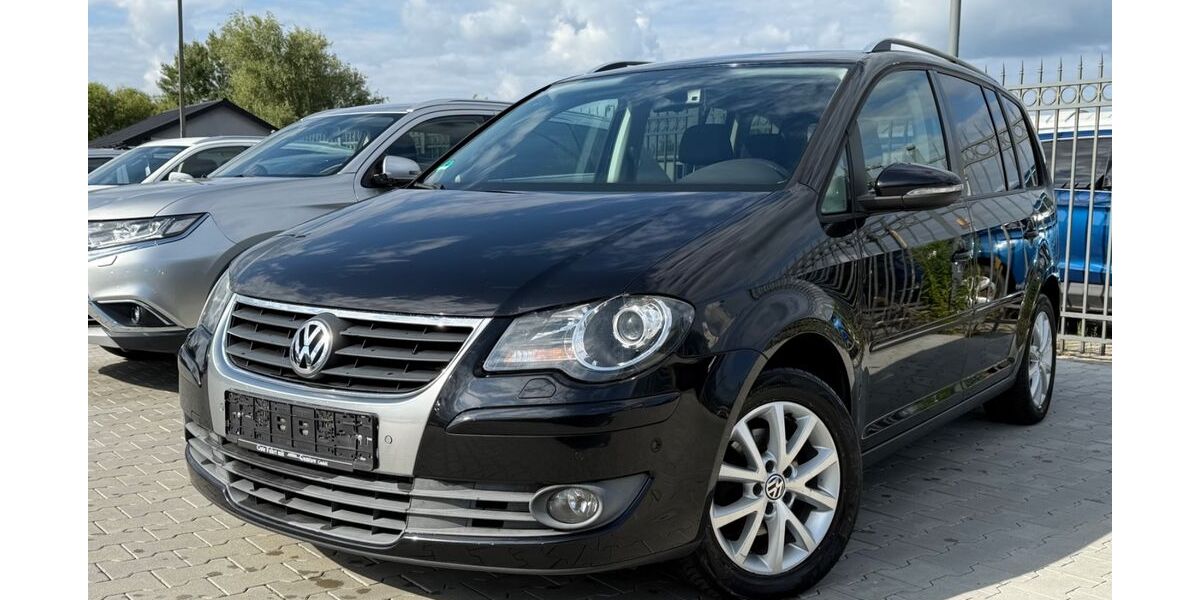 VW Touran 128.000 km 2.799 &euro; Oberkrämer 16727