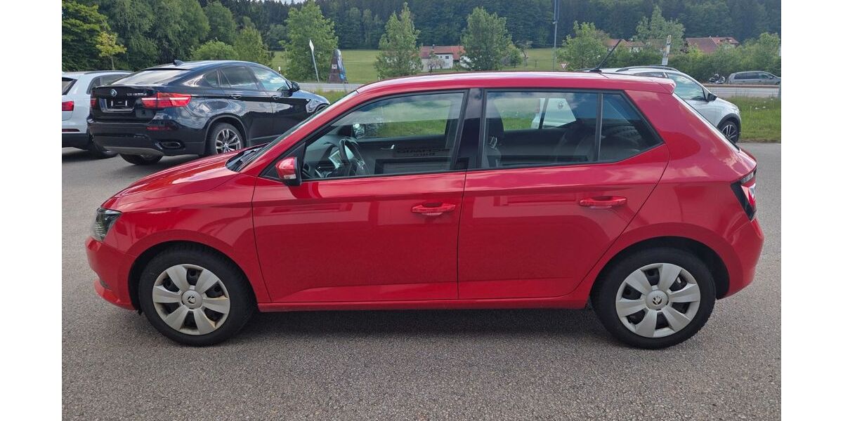 Skoda Fabia 74.200 km 8.999 &euro; Schöfweg 94572