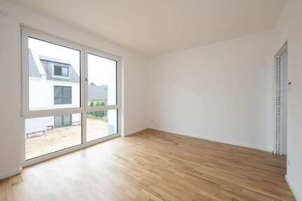 Haus zum Mieten in Erkner 1.950 € 124.96 m² 4 zimmer