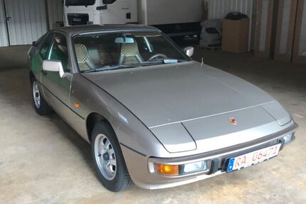 Porsche 924 49.895 km 18.500 &euro; Rheinmünster 77836