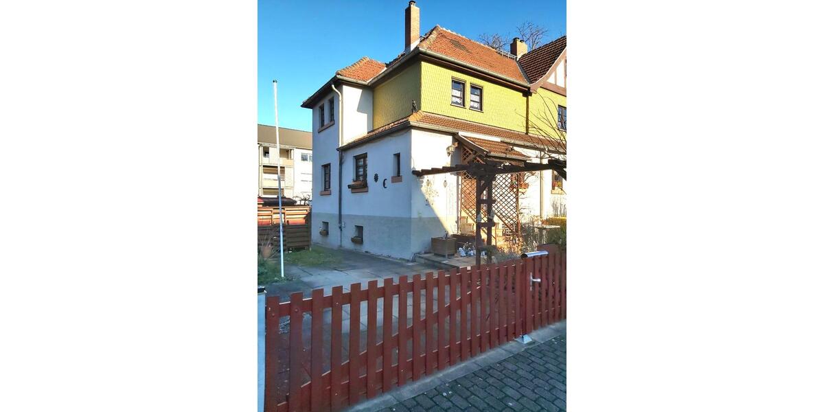 Außergewöhnliches Einfamilien-Reihenendhaus, denkmalgeschützt 3 zimmer