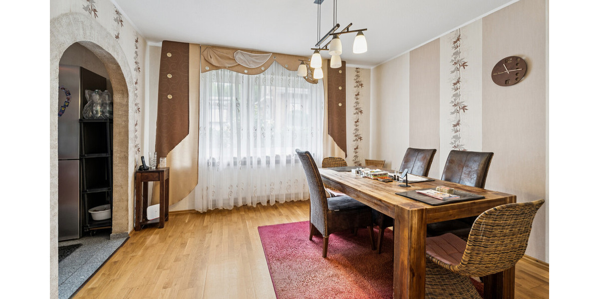 Familienleben mit Weitblick – Großzügiges Zweifamilienhaus mit viel Platz und großem Garten - Einfamilienhaus Ibbenbüren Ibbenbüren | Angebot:27195647