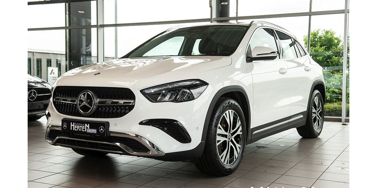 Mercedes-Benz GLA 220 12.304 km 39.600 &euro; Mechernich 53894
