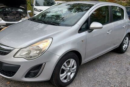 Opel Corsa 199.600 km 1.800 &euro; Würzburg 97082