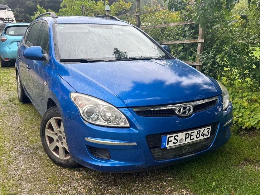 i30